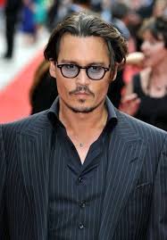 Johnny Depp Is Definitely One Of Our Favorite Celebrities One Of The Reasons Definitely His Smooth Style Sense Dep Johnny Depp Pictures Johnny Deep Johnny
