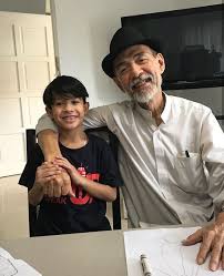 Abdul aziz nong chik najib razak (m. Helena On Twitter Aziz Nong Chik Bekas Suami Rosmah Mansor Danial Jer