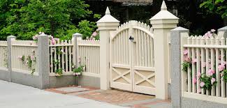Superior fence & rail is your lake county fence company of choice. Long Island Fence Company Long Island Fence Contractors Fence Installers Suffolk County Fence Design Garden Gates And Fencing House Entrance