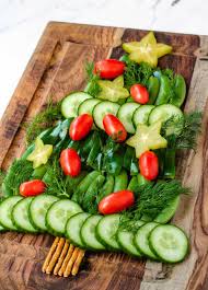 Cook perfect christmas vegetables, with christmas vegetable recipes for brussels sprouts, red cabbage, parsnips, carrots, plus lots more christmas vegetables. Christmas Tree Veggie Tray Keeping The Peas