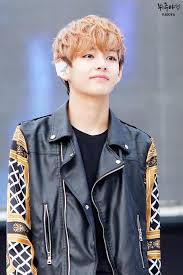 Taehyung pics⚡️ (@taehyungpic) february 5, 2017. Bts K Pop V Kim Taehyung 2013 Photo Wattpad