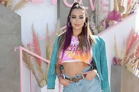 Si beaucoup sont persuadés que nabilla est botoxée à outrance et qu'elle est passée à plusieurs. Nabilla Retrouve Son Poids D Avant Grossesse 3 Mois Apres Son Accouchement