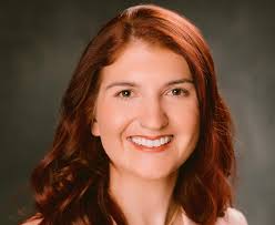 We're saying #goodbye to #ChiefResident @TaylorGoodstein next ahead of  #Graduation. Taylor will be heading to @EmoryUroOnc for a #UroOnc  fellowship! She has loved spending time with her coresidents and gaining  surgical autonomy! #