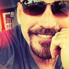 Trae Edwards (@TraeEdwards_)