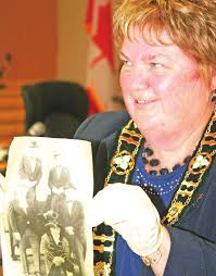 1.99 1.00 49¢ 1.00 2.98LB 7.98LB 1.00 Morrisburg village history unearthed