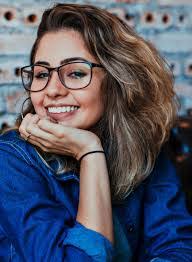 Amanda Winstead's Instagram, Twitter & Facebook