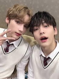 Txt being sus and flirty. 210329 Soobin On Twitter