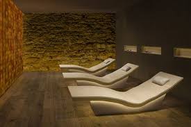Transats Thermiques Ouest Spas La Rochelle Nantes Bordeaux Des Salles De Spa Spa Interieur Transat