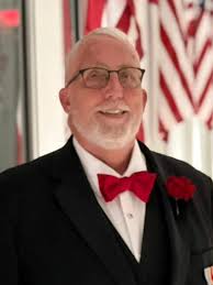 Ross Riggs's Instagram, Twitter & Facebook