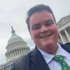 Liam Gallagher (@LiamGallagherKY)