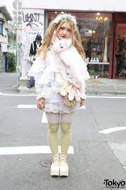 Minami (373) in Harajuku w Cute Spank Muffler & Ballet Slipper Purse –  Tokyo Fashion