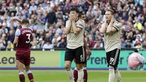 Noble was overlapping in a better. West Ham Rout Dismal Man Utd Green White Green
