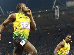 Je trenutni olimpijski in svetovni prvak v teku na 100 m in 200 m in svetovni rekorder v obeh disciplinah (9,58 s in 19,19 s). Jamaican Sprinters Yohan Blake And Usain Bolt Refuse To Race Head To Head The Independent The Independent