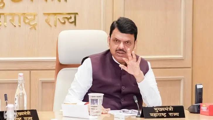Maharashtra: फडणवीस सरकार का बड़ा फैसला, महाराष्ट्र में मुस्लिमों को नहीं मिलेगा 5% आरक्षण का फायदा, सीएम ने रद्द किया आदेश | Republic Bharat