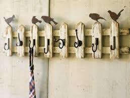 Garderobe Ideen 19 Ausgefallene Aufhang Moglichkeiten Wandgarderobe Lattenzaun Haken Zum Aufhangen