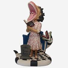 I'll juts put a bag on his head. Barbara Beetlejuice Nycc 2018 Exclusive Bobblehead In 2021 Beetlejuice Bobble Head Bobble