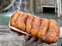 Dollywood's New Restaurant Has a Cinnamon Bread Like You've Never Seen  Before
