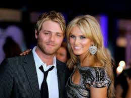 Delta goodrem's australia day performance has divided her fans. Delta Goodrem Height Partner Husband Or Boyfriend Networth Height Salary