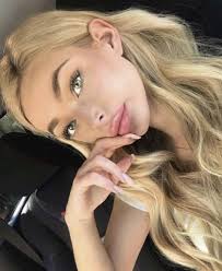 Pinterest Alexandrazels Blonde Hair Makeup Dark Eyebrows Blonde Hair