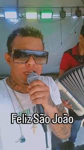 Feliz São João. , Com muita cultura,muito forró e muita arte. , Eli Neri e  Forró Arranjado. , Fez parte da programação do forró da feira 2024 .  Agradecer a meu amigo @felipe.caldass junto ao seu ...