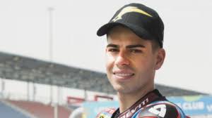 Albert Arenas se estrena con victoria en Moto3