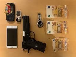 Rapina in casa una escort, arrestato dalla Polizia di Stato di Pescara un  campano