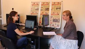 Home » romania » btrlro22cta. Mihaela Ichim Directorul Sucursalei ConstanÅ£a A BÄƒncii Transilvania Criza A Creat O RelaÅ£ie Mai StransÄƒ Intre BÄƒnci Si ClienÅ£i