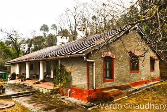 Dak bungalow, Peora, Nainital, Uttrakhand, India || A Decent Home Stay Option near Mukteshwar Hill Station of Uttrakhand State of India