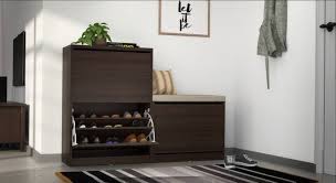 Consider the unique small shoe rack selections designed to hold your footwear in place and maximize storage spacing at home or in the office. Smart Shoe Rack Designs For Small Homes