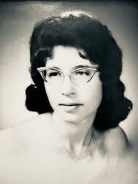 Kathleen Pickett's Instagram, Twitter & Facebook