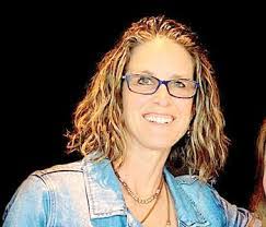 Ramona Denny's Instagram, Twitter & Facebook