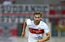 Nat phillips is determined an impressive champions league debut will not represent the pinnacle of his liverpool career as he seeks to establish himself in jürgen klopp's defence. Der Innenverteidiger Ist Von Liverpool An Den Vfb Ausgeliehen Nat Phillips Schnell Und Mutig Vfb Stuttgart Esslinger Zeitung