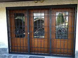 Le grate in ferro sono l'elemento che assumono maggiormente i più svariati disegni e tutti con lo scopo di garantirci sicurezza. Inferriate Modena Maranello Grate Di Sicurezza Per Porte Finestre Apribili Scorrevoli