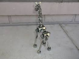Giraffe Metal Giraffe Sculpture Up Cycled Art Etsy In 2021 Scrap Metal Art Metal Art Junk Metal Art