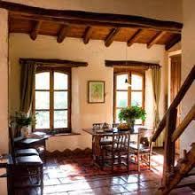As casas rústicas em madeira são muito usadas atualmente, mas as de alvenaria são as mais confira fotos das mais variadas fachadas de casas rústicas e escolha a que mais se identifica com. Resultado De Imagen Para Casas Rusticas Por Dentro Home Decor Home Decor