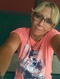 Amy Curcio's Instagram, Twitter & Facebook