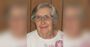 Obituary for Macon Dale (West) Traxler