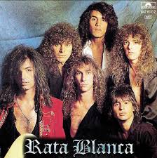 En 1997, rata blanca sufre otro cambio de cantante. Rata Blanca La Leyenda 1992