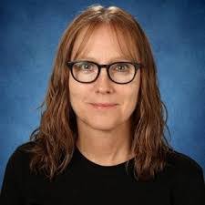 Wanda Kelsey's Instagram, Twitter & Facebook