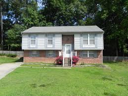 Rented 1220 Sherbrooke Ct Raleigh Nc Well Maintained 4br 2ba In Popular N Raleigh Location For Additional Informati Renting A House House Rental Rent