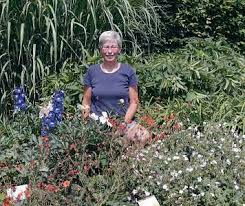 Maria luer lerchenfeld 25 25436 heidgraben. Grune Kugel Mitinhaberin Andrea Kuster Bokholt Hanredder