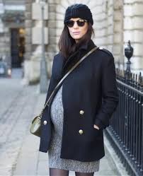 I Love This Dressing The Bump Seems So Much Easier In Autumn With Big Sweaters Or Super Styli Pregnant Street Style Maternity Chic Winter Maternity Outfits