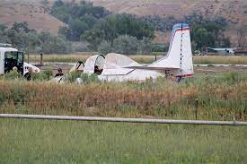 The pilot was injured, and the mechanic was killed. Plane Passenger Still In Hospital After Crash Local News Stories Argusobserver Com