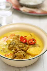 Resepi roti gebu lembut mudah. Ayam Masak Lemak Cili Api Dengan Nenas Malaysian Food Malay Food Food