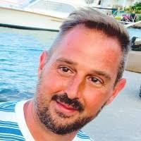 100+ "Vansant" profiles