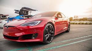 Pricing and which one to buy. Tesla S Elon Musk Gets Fired Up By Competition Reduces Model S Price To 69 420
