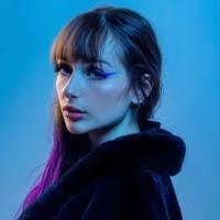 Anda Stanescu's Instagram, Twitter & Facebook