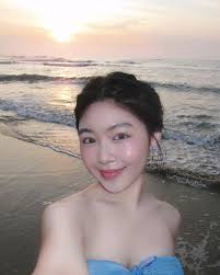 Con gái MC Quyền Linh lại gây 'sốt' với nhan sắc trong veo