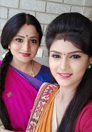 Facebook Kanthe badhnami subhage twam jeeva sarada satam. facebook