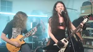 Vincent is getting in on the action with her own cover of sad but true. Metallica Cover Gurschach Verpassen St Anger Ordentlich Wumms